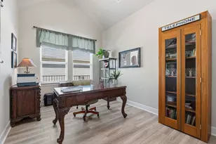 241 Village Oak Dr, Austin, TX 78737 - Photo 10