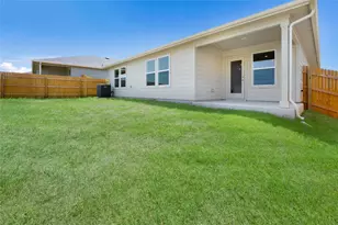 496 Globe Mallow Cir, Kyle, TX 78640 - Photo 32