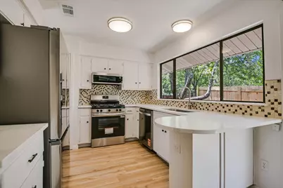 5100 Fort Mason Drive, Austin, TX 78745 - Photo 6
