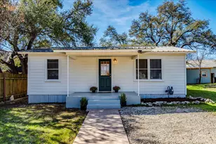 116 E Moeller St, Bertram, TX 78605 - Photo 2