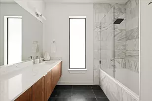 2214 S 3rd St, Austin, TX 78704 - Photo 8