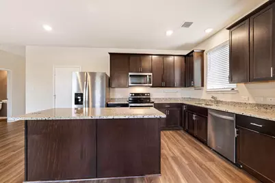 217 Innisfree Road, Jarrell, TX 76537 - Photo 14