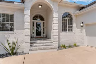 75 Stillmeadow Dr, The Hills, TX 78738 - Photo 4