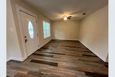 1310 Torres Street, Lockhart, TX 78644 - Photo 8