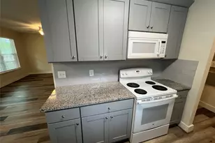 1310 Torres St, Lockhart, TX 78644 - Photo 10