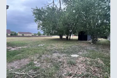 1310 Torres Street, Lockhart, TX 78644 - Photo 6