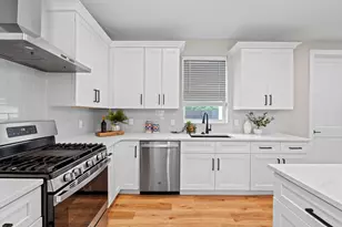 8006 Gault St, Austin, TX 78757 - Photo 8