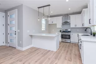 8006 Gault St, Austin, TX 78757 - Photo 6
