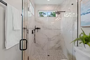8006 Gault St, Austin, TX 78757 - Photo 12
