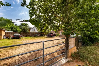 1144 Mason Avenue, Austin, TX 78721 - Photo 10