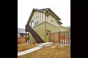 912 Sugaree Ave, Austin, TX 78757 - Photo 2
