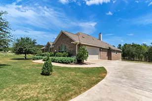104 Harris Hawk Cove, Cedar Creek, TX 78612 - Photo 2