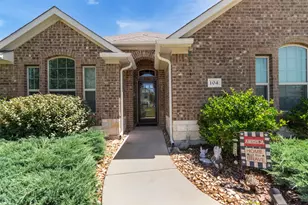 104 Harris Hawk Cove, Cedar Creek, TX 78612 - Photo 2