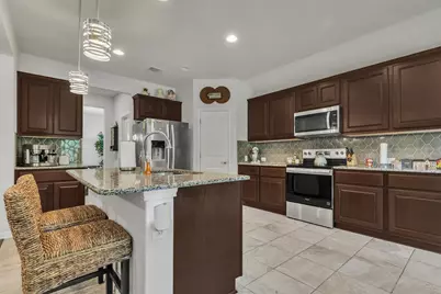 104 Harris Hawk Cove, Cedar Creek, TX 78612 - Photo 12