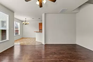 2410 Great Oaks Dr, Round Rock, TX 78681 - Photo 10