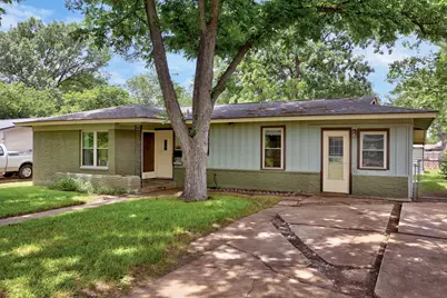7512 Saint Louis Street, Austin, TX 78757 - Photo 2