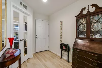 112 Yorktown Street, Georgetown, TX 78633 - Photo 4