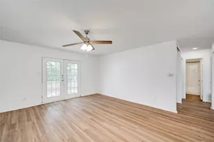 4410 Dove Springs Dr, Austin, TX 78744 - Photo 8