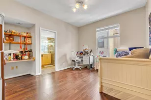 711 W 26th St, Austin, TX 78705 - Photo 18