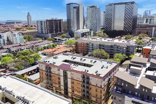 711 W 26th St, Austin, TX 78705 - Photo 24