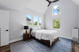 1201 W 39th 1/2 St, Austin, TX 78756 - Photo 4