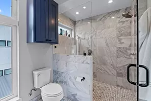 1201 W 39th 1/2 St, Austin, TX 78756 - Photo 16