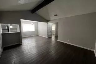 5615 Jacaranda Dr, Austin, TX 78744 - Photo 4