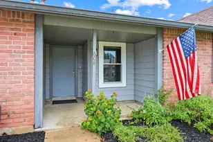 608 Andover Dr, Round Rock, TX 78664 - Photo 2