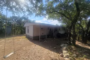 21401 Lindeman Ln, Leander, TX 78641 - Photo 2