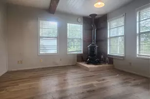 21401 Lindeman Ln, Leander, TX 78641 - Photo 8