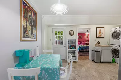 916 E 49th Street, Austin, TX 78751 - Photo 8