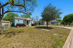 916 E 49th St, Austin, TX 78751 - Photo 2