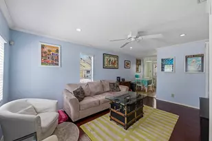 916 E 49th St, Austin, TX 78751 - Photo 6