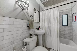 916 E 49th St, Austin, TX 78751 - Photo 20