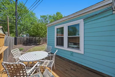 916 E 49th Street, Austin, TX 78751 - Photo 22