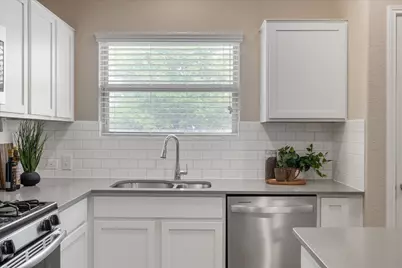 5812 Bell Tower Lane, Austin, TX 78747 - Photo 10