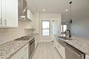 469 Coyote Crk Wy, Kyle, TX 78640 - Photo 8