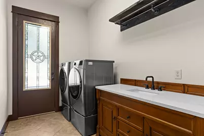 134 Creekside Drive, Liberty Hill, TX 78642 - Photo 14