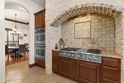 134 Creekside Drive, Liberty Hill, TX 78642 - Photo 10