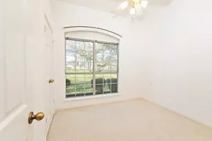 603 Oakwood Dr, Buda, TX 78610 - Photo 12