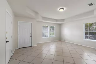 101 Ina Ct, Kyle, TX 78640 - Photo 2