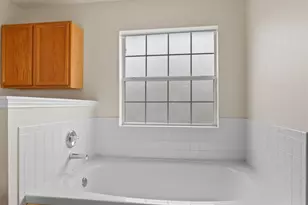 101 Ina Ct, Kyle, TX 78640 - Photo 14