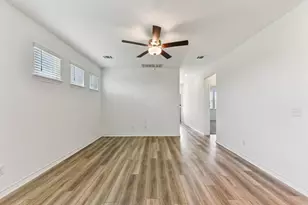 800 Long Run, Liberty Hill, TX 78642 - Photo 4