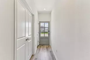 800 Long Run, Liberty Hill, TX 78642 - Photo 14