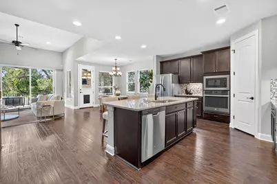 8905 Moccasin Path, Austin, TX 78736 - Photo 6