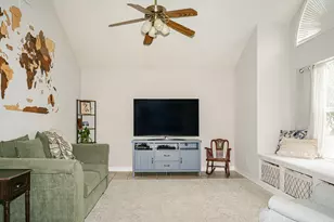 450 Biscayne St, Giddings, TX 78942 - Photo 20