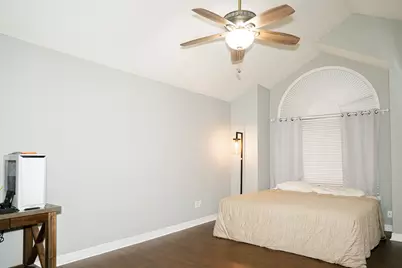 450 Biscayne Street, Giddings, TX 78942 - Photo 8