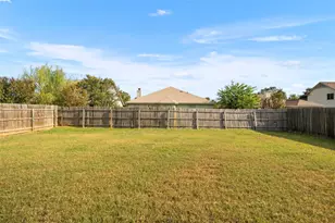 606 Los Robles Rd, Leander, TX 78641 - Photo 28