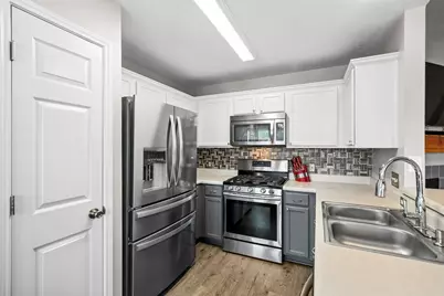 606 Los Robles Road, Leander, TX 78641 - Photo 18