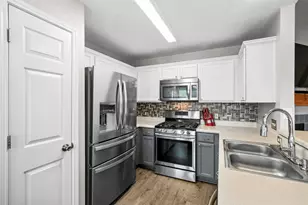 606 Los Robles Rd, Leander, TX 78641 - Photo 18